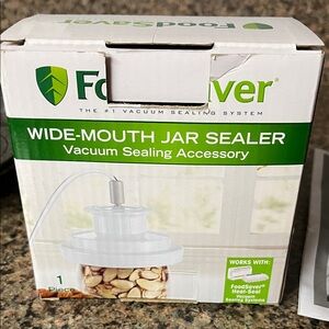 FoodSaver Wide-Mouth Jar Sealer - White
